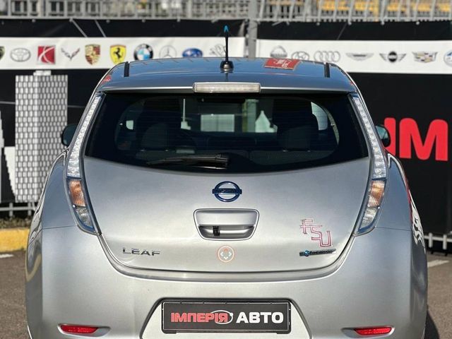 Nissan Leaf - фото 4