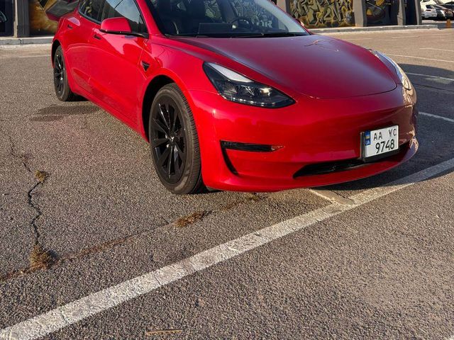Tesla Model 3 - зображення 4