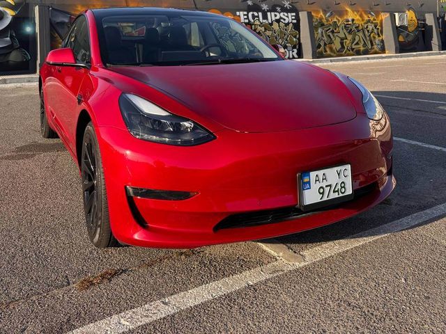 Tesla Model 3 - зображення 1