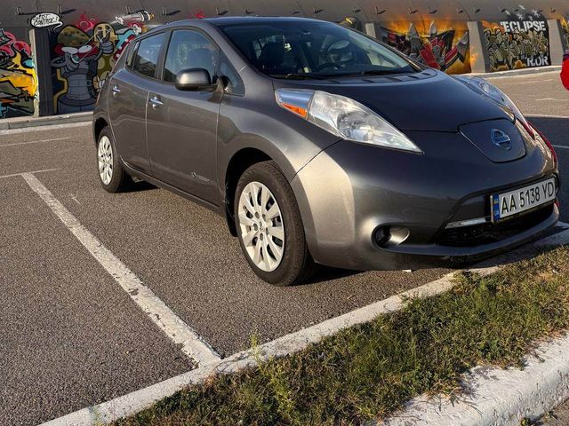 Nissan Leaf - зображення 1