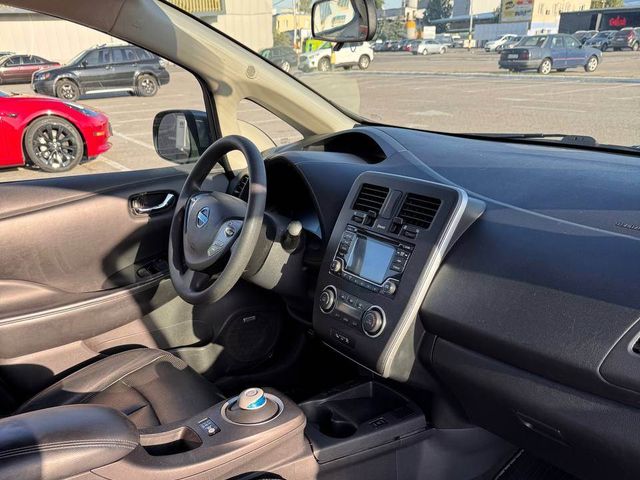 Nissan Leaf - зображення 4
