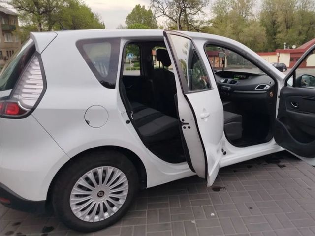 Renault Scenic - зображення 4