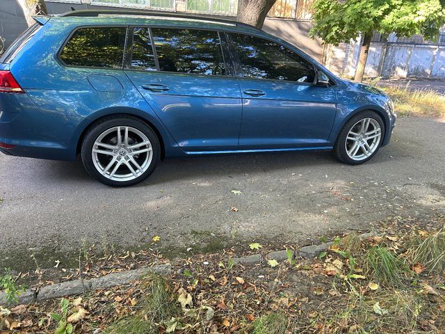 Volkswagen Golf - зображення 3