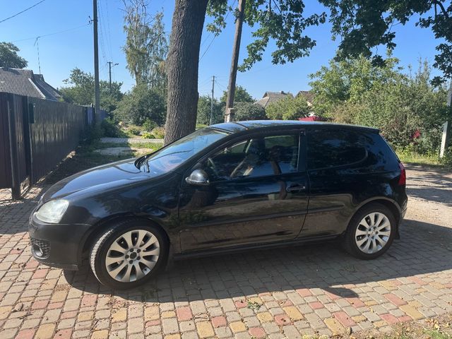 Volkswagen Golf GTI - зображення 4
