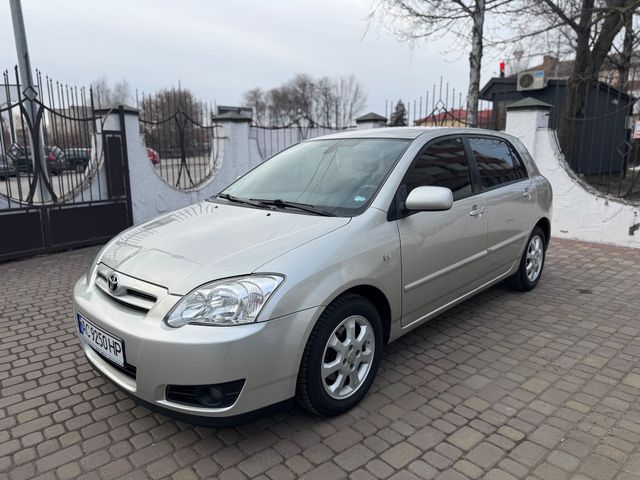Toyota Corolla - зображення 1