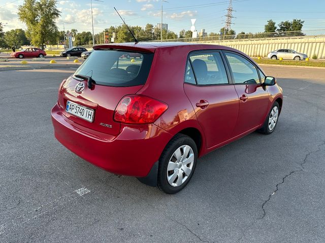 Toyota Auris - зображення 5
