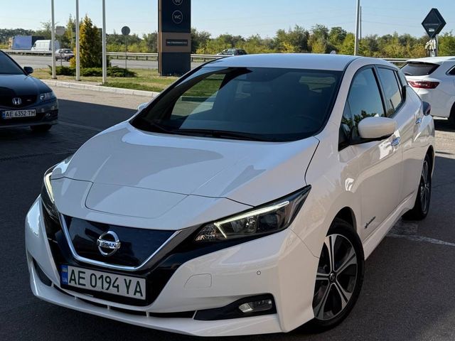 Nissan Leaf - зображення 2