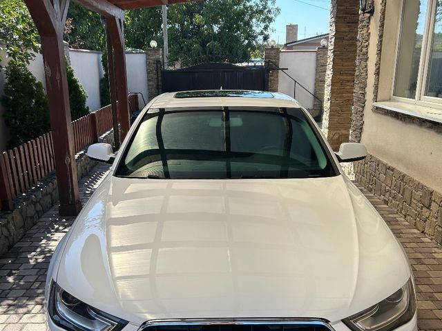 Audi A4 - зображення 2