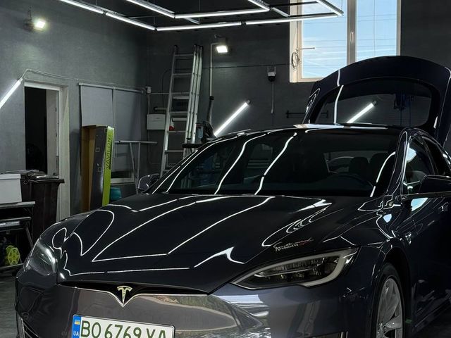 Tesla Model S - зображення 4