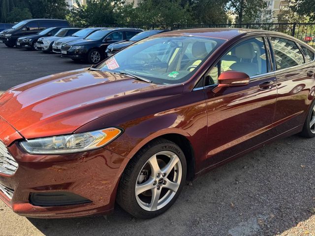 Ford Fusion (North America) - зображення 1