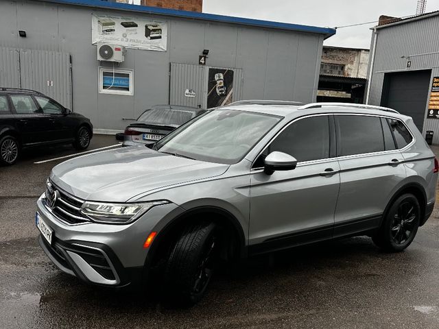 Volkswagen Tiguan - фото 2