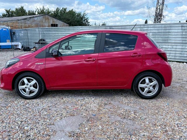 Toyota Yaris - зображення 3