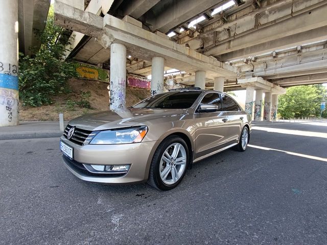 Volkswagen Passat - фото 4