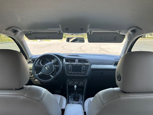 Volkswagen Tiguan - фото 5