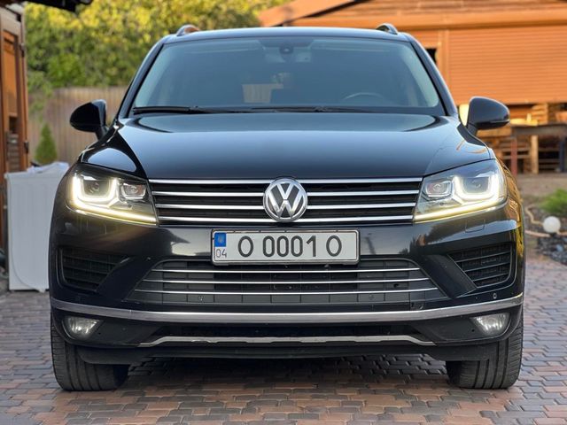 Volkswagen Touareg - зображення 1