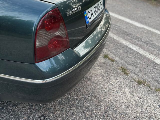 Volkswagen Passat - фото 4