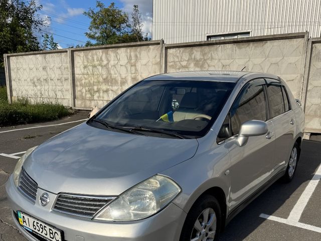 Nissan Tiida - зображення 1