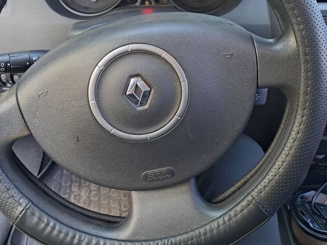Renault Megane - фото 4