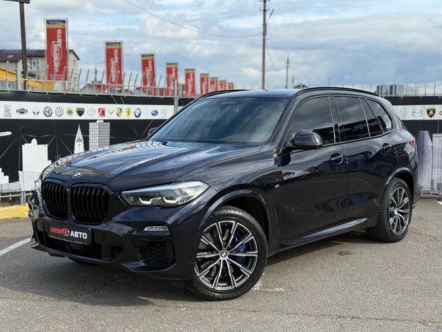 BMW X5 - фото 1