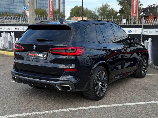 BMW X5 - фото 2