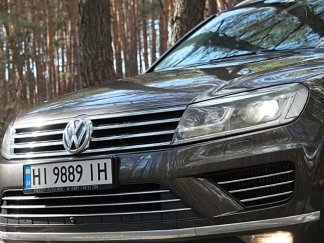 Volkswagen Touareg - фото 3