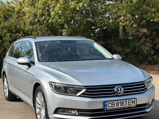 Volkswagen Passat - фото 3