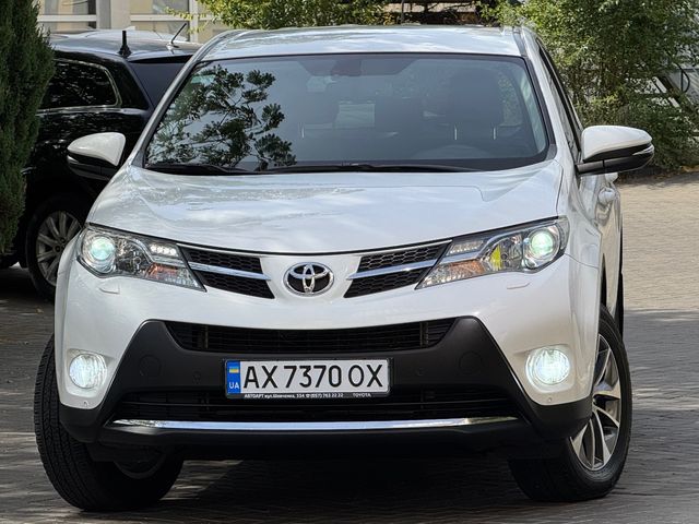 Toyota RAV4 - зображення 1
