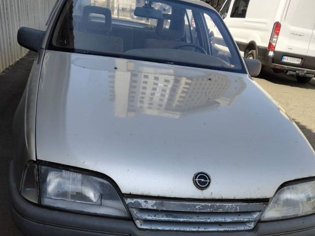 Opel Omega - зображення 4