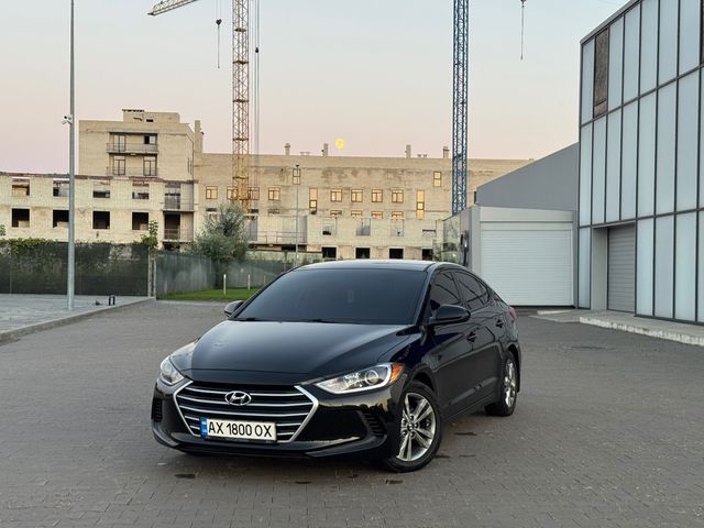 Hyundai Elantra - зображення 1