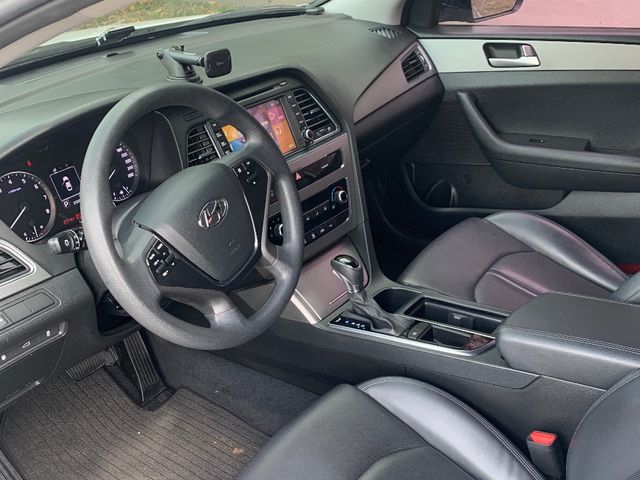 Hyundai Sonata - зображення 4