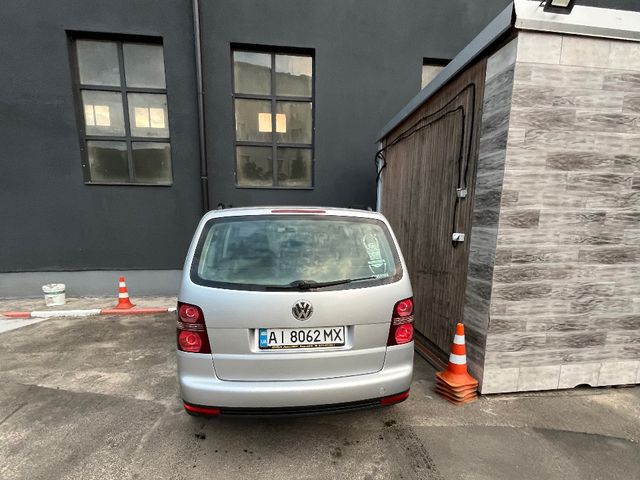 Volkswagen Touran - зображення 5