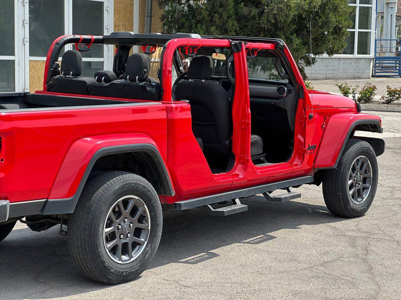 Jeep Gladiator - фото 5