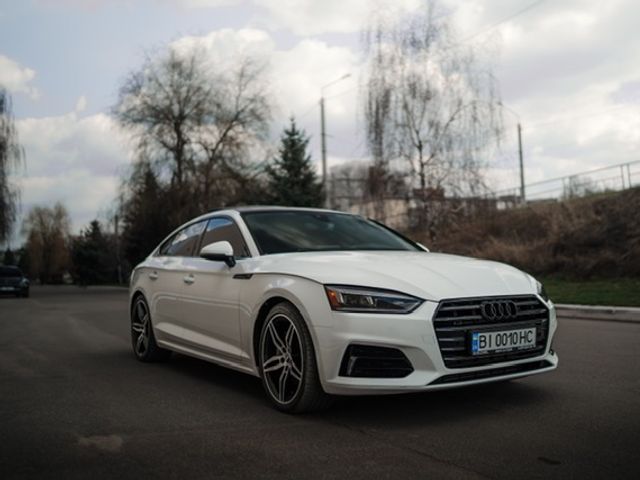 Audi A5 - фото 1