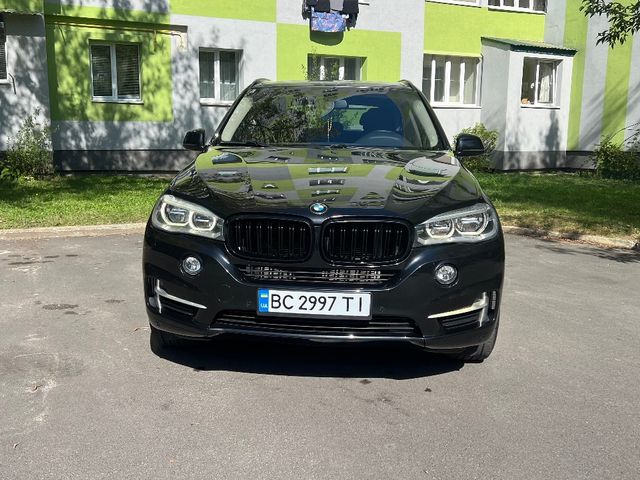 BMW X5 - зображення 1