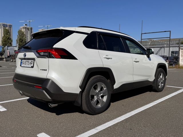 Toyota RAV4 - зображення 4