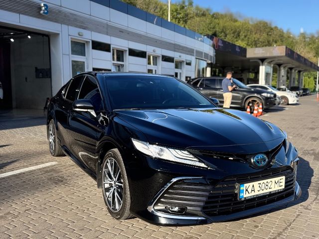 Toyota Camry - зображення 1