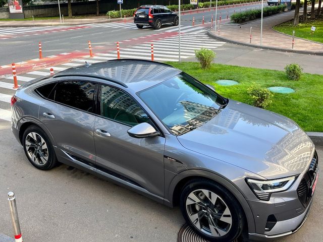 Audi e-tron Sportback - зображення 3