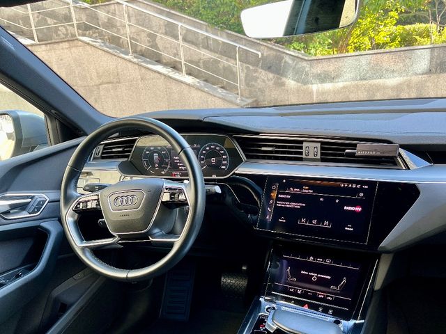 Audi e-tron Sportback - зображення 5