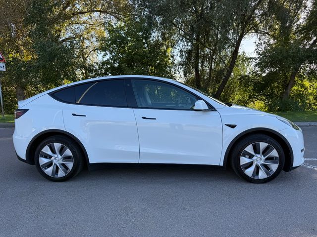 Tesla Model Y - зображення 4