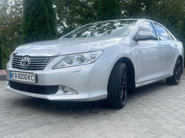 Toyota Camry - зображення 3
