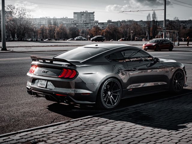 Ford Mustang - зображення 3