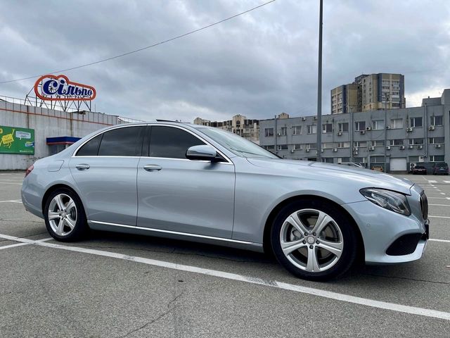 Mercedes-Benz E-Класс - зображення 1