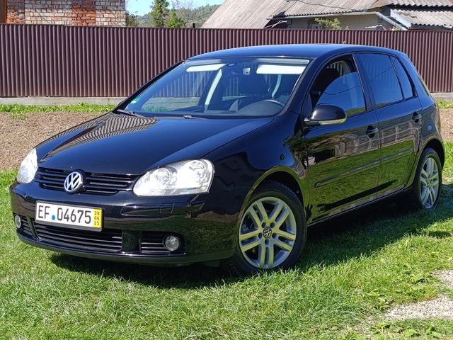 Volkswagen Golf - зображення 1
