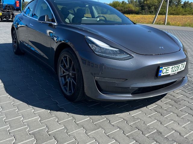 Tesla Model 3 - зображення 2