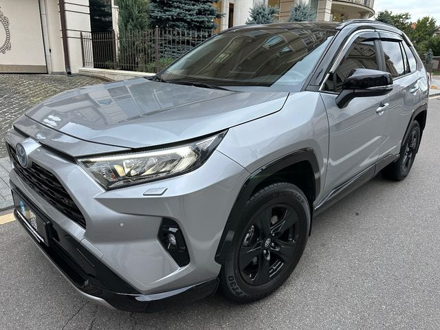 Toyota RAV4 - зображення 4