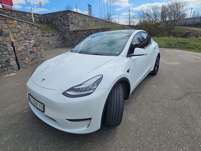 Tesla Model Y - зображення 3