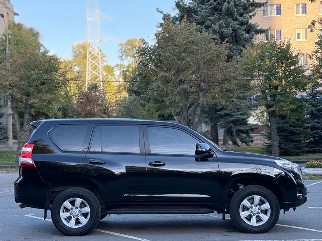 Toyota Land Cruiser Prado - зображення 2