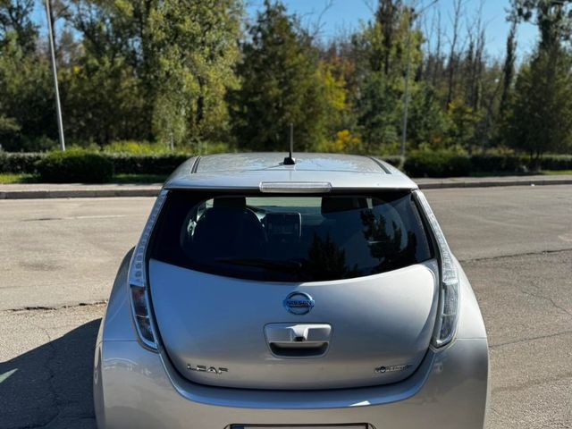 Nissan Leaf - зображення 3
