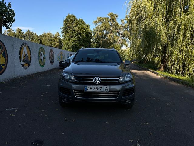 Volkswagen Touareg - зображення 1