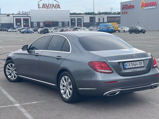 Mercedes-Benz E-Класс - зображення 3